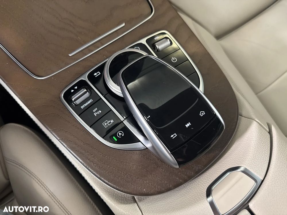 Mercedes-Benz E 220 d 4MATIC 9G-TRONIC - 18