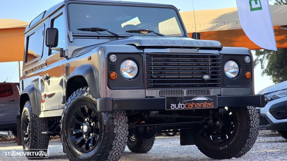 Land Rover Defender 90 SW 2.2 CRD E - 7