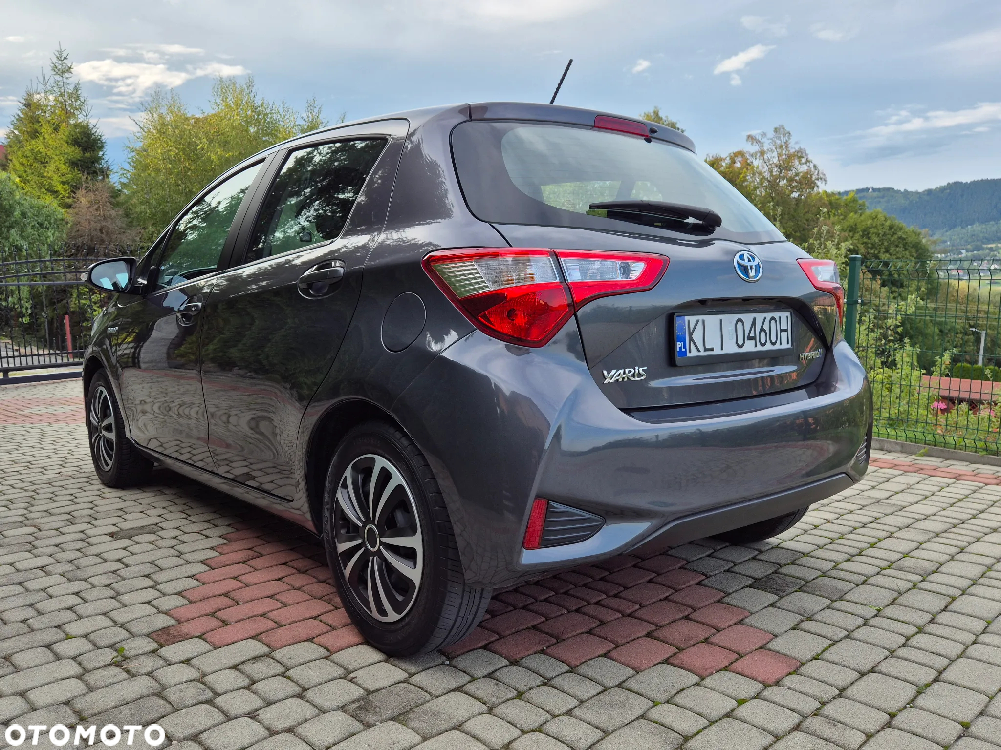 Toyota Yaris - 7