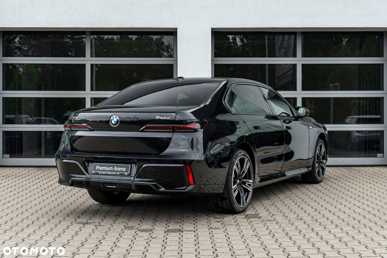 BMW Seria 7 - 8