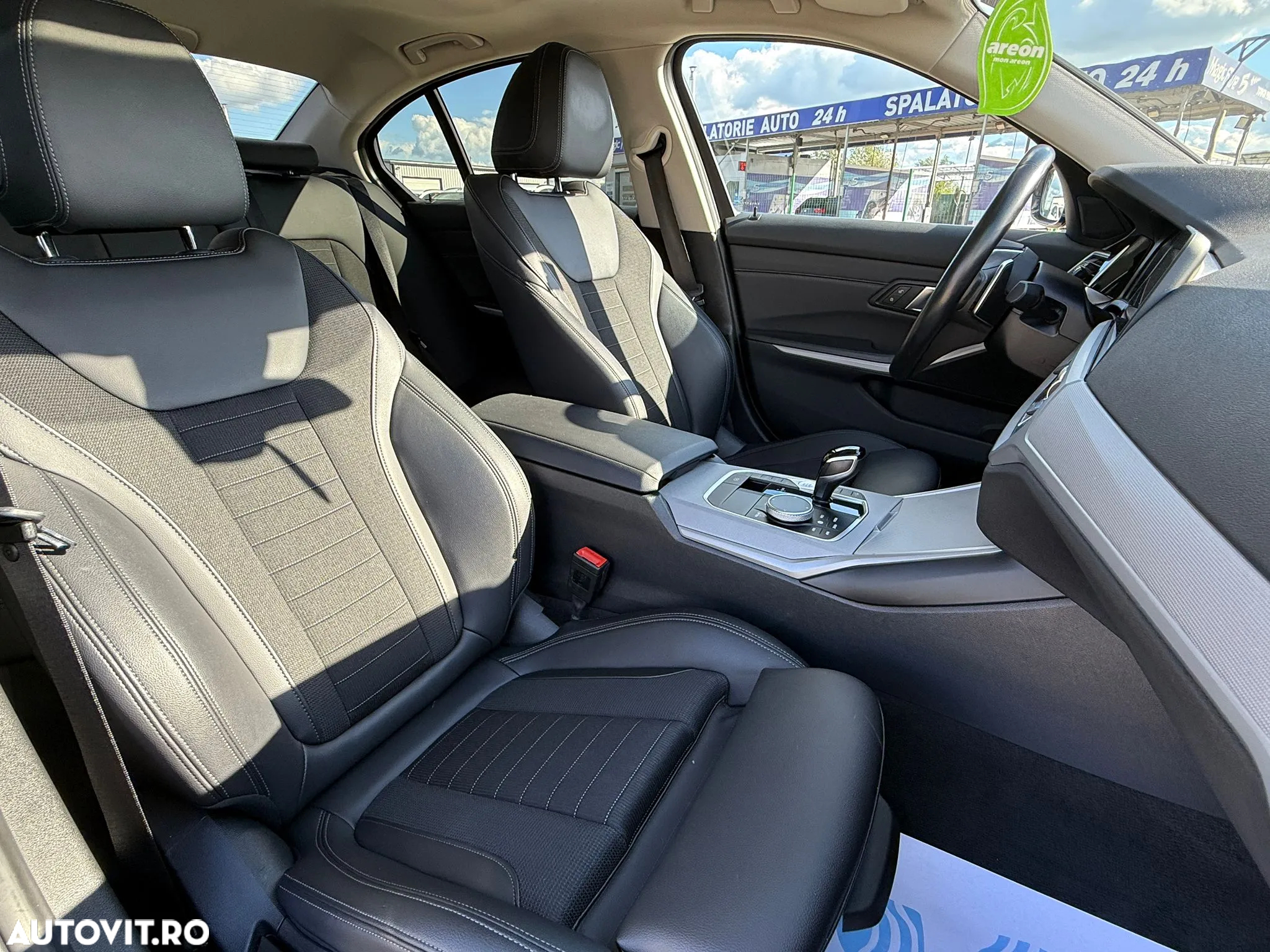 BMW Seria 3 320d GT Aut. Luxury Line - 30