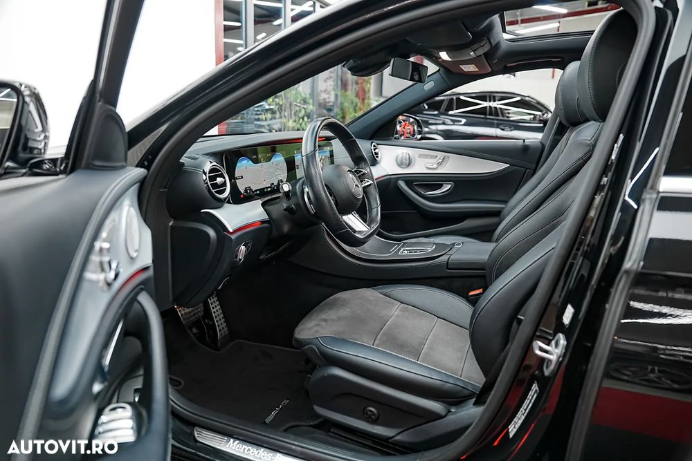 Mercedes-Benz E 300 de 9G-TRONIC AMG Line - 4