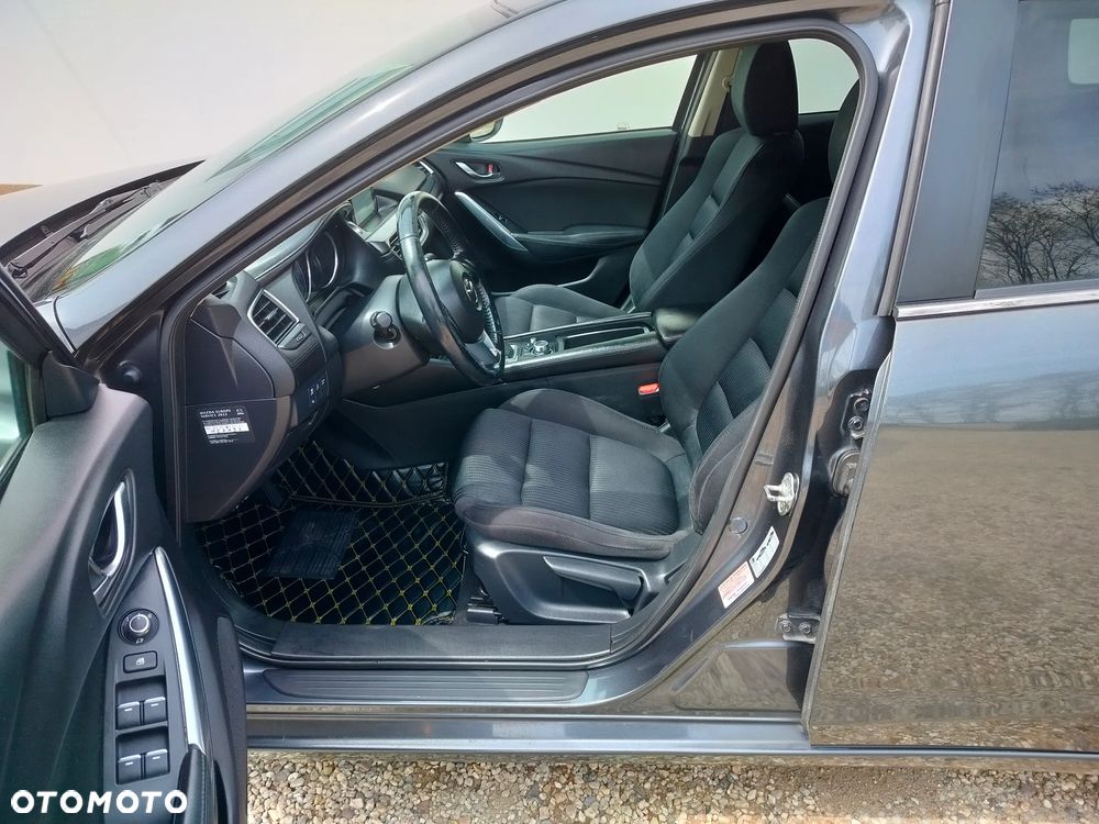 Mazda 6 - 8