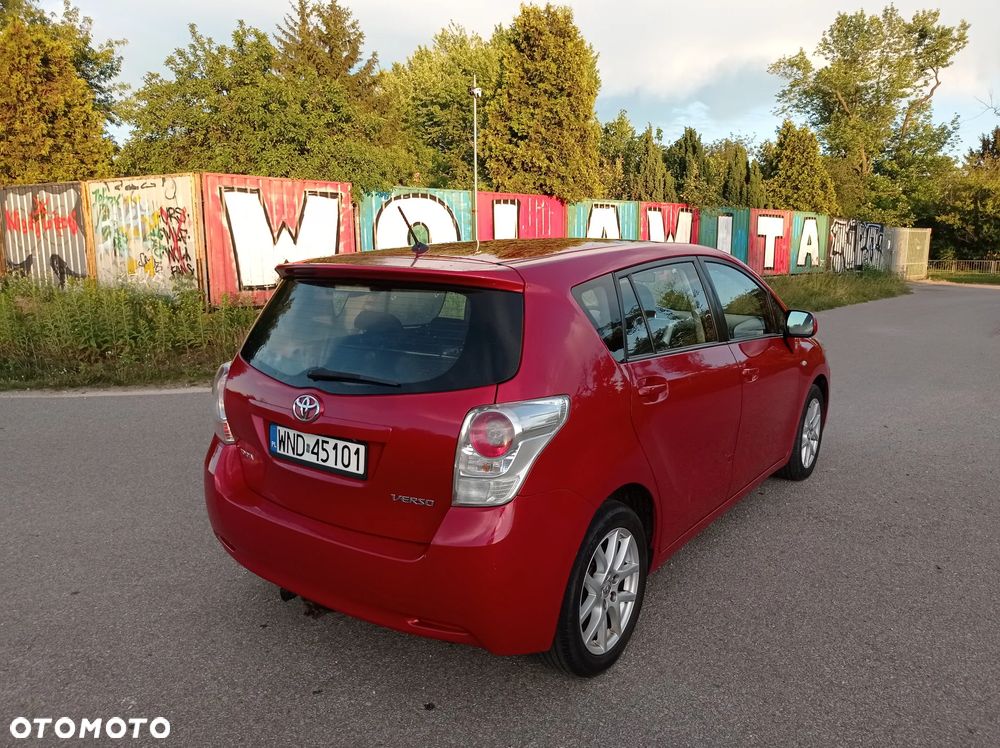 Toyota Verso 2.0 D-4D Premium - 20
