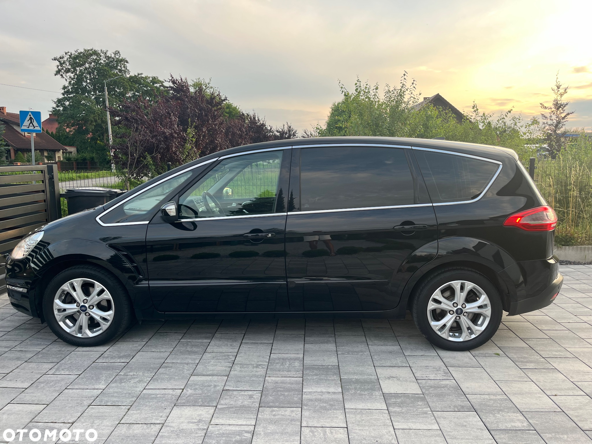Ford S-Max 2.0 TDCi DPF Titanium - 16