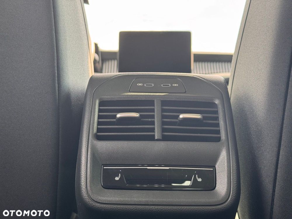 Skoda Superb 2.0 TDI SCR 4x4 Drive DSG - 19