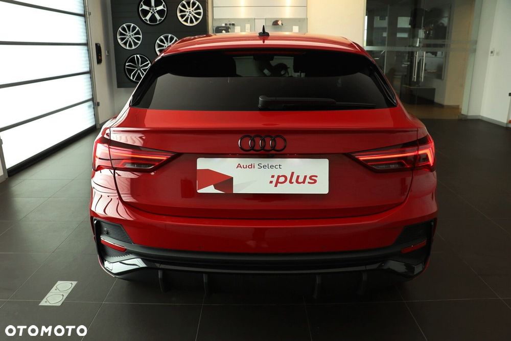 Audi Q3 Sportback - 6
