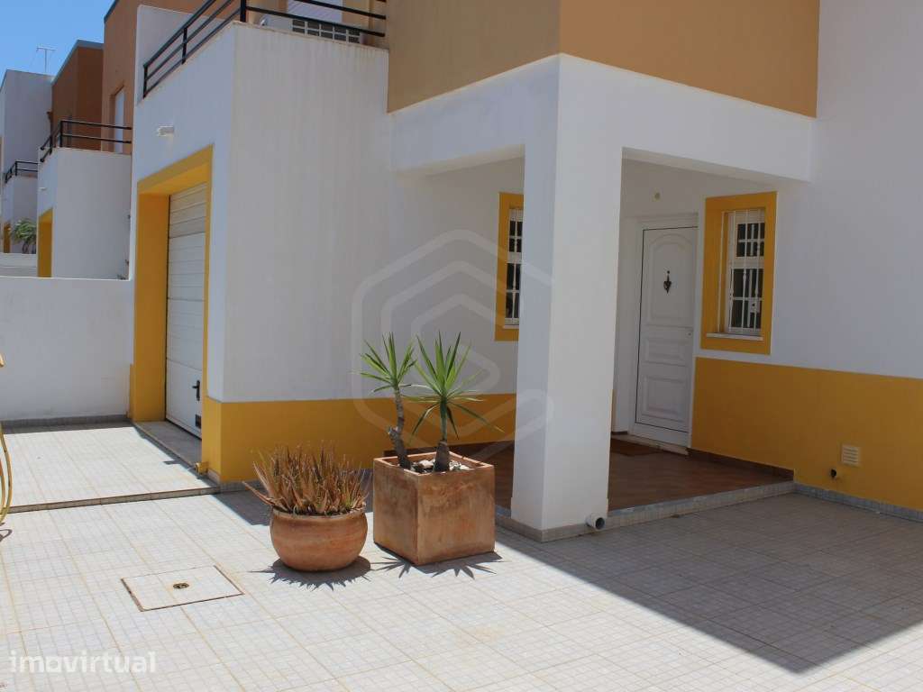 Moradia T4 perto do centro de Tavira, Algarve - Grande imagem: 2/60