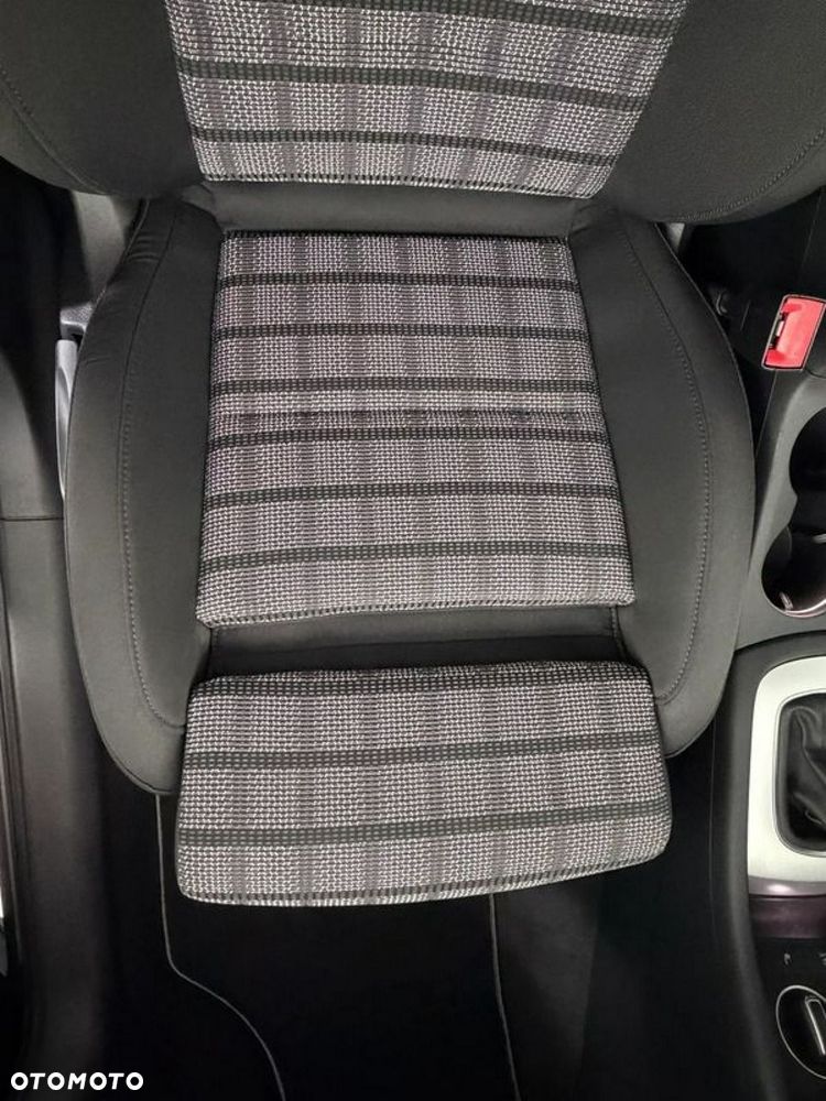 Audi Q3 1.4 TFSI Sport S tronic - 22