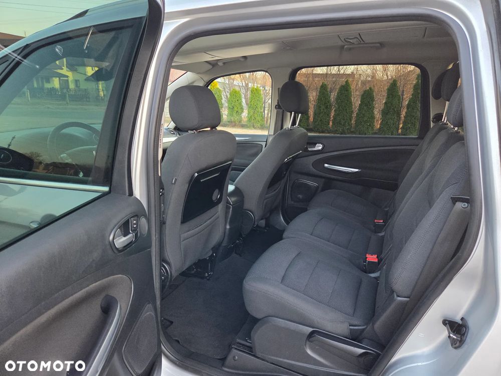 Ford Galaxy 2.2 TDCi DPF Titanium - 30