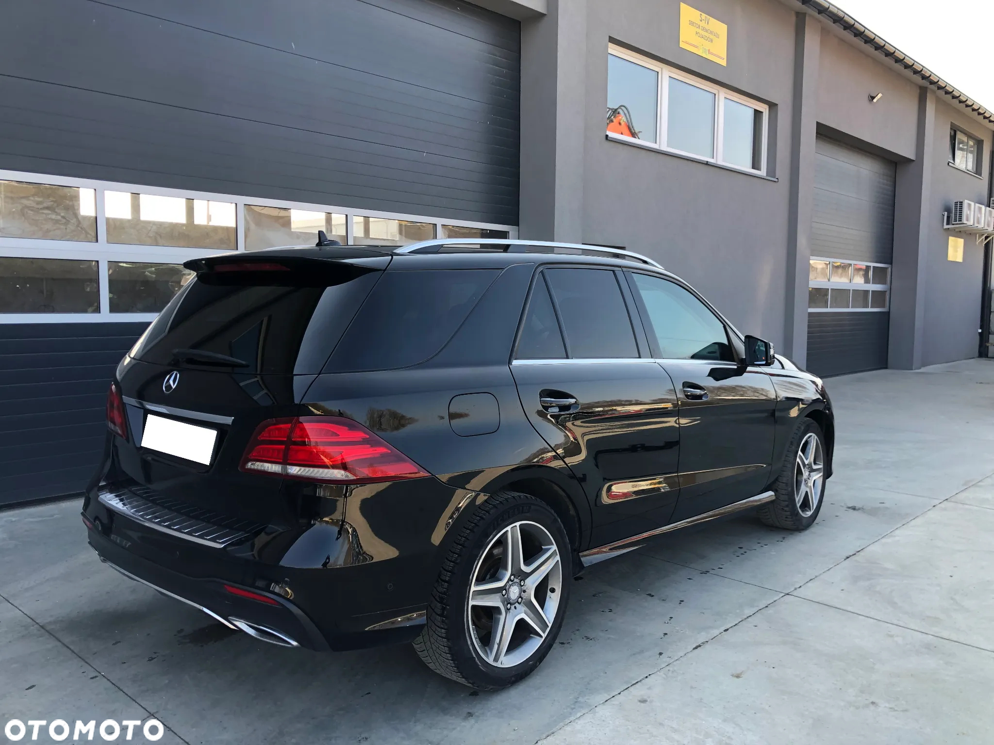 Mercedes-Benz GLE 350 d 4-Matic - 3