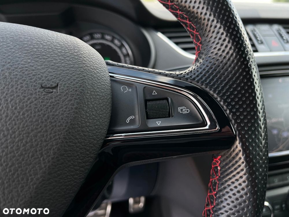 Skoda Octavia 2.0 TDI (Green tec) DSG RS - 22