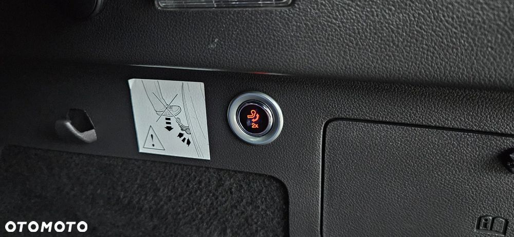 Ford Kuga 2.0 TDCi 4x4 Titanium - 34