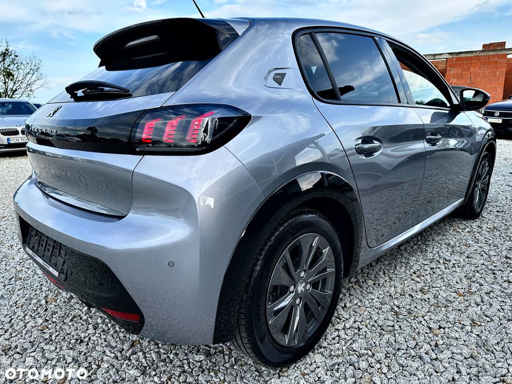Peugeot 208 e-208 50kWh Business - 4