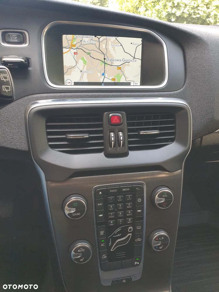 Volvo V40 D2 Summum - 29