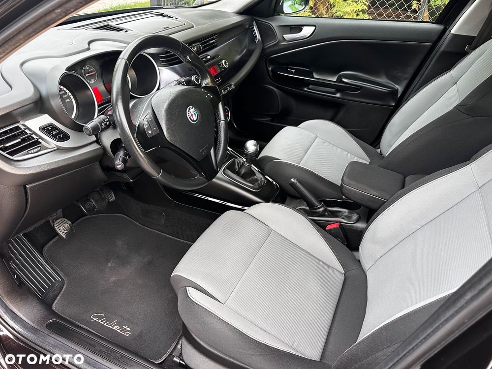 Alfa Romeo Giulietta 1.4 TB 16V Business - 31
