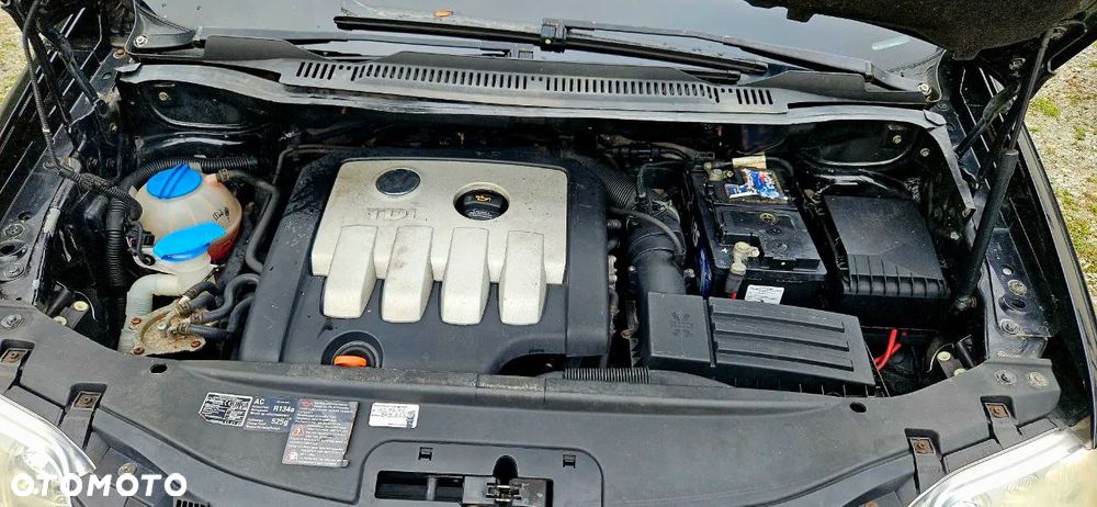 Volkswagen Touran 2.0 TDI Trendline - 15