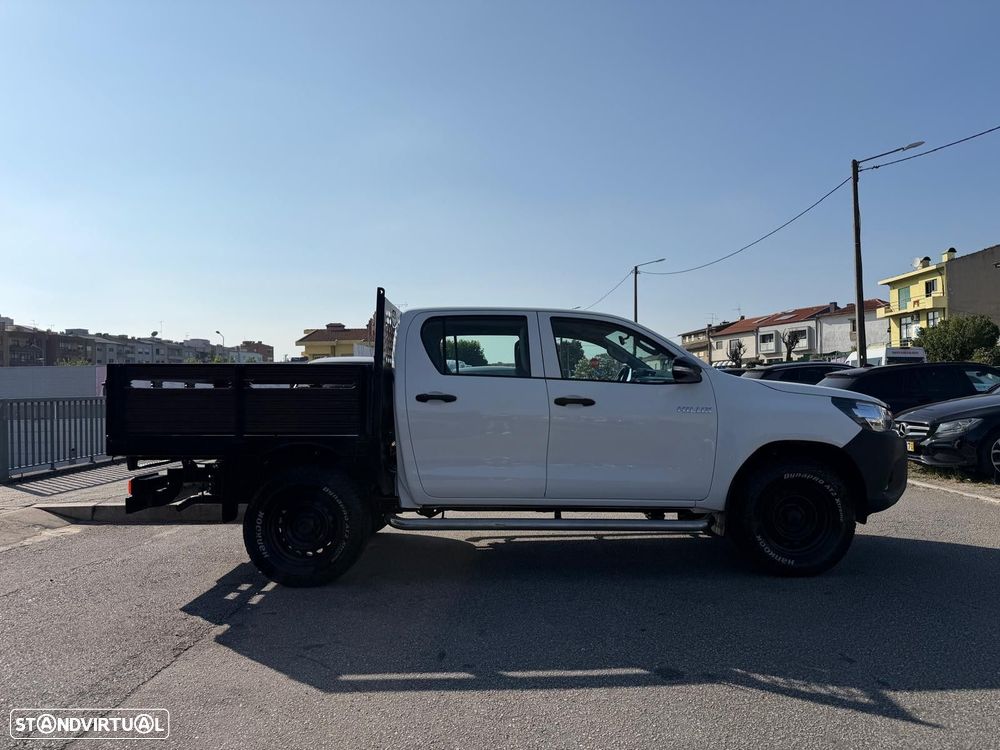 Toyota Hilux 2.4 D-4D 4WD CD CH - 6