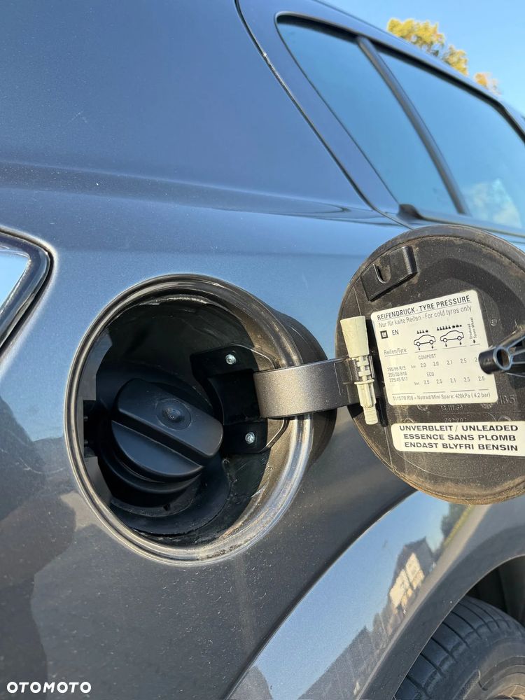 Opel Astra 1.6 Sport - 34