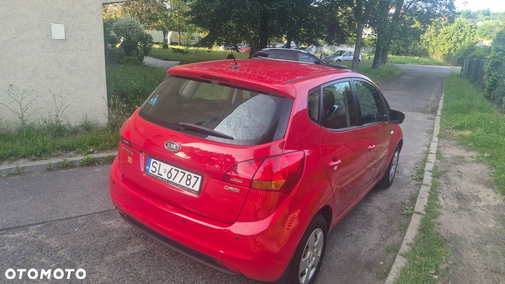 Kia Venga - 11
