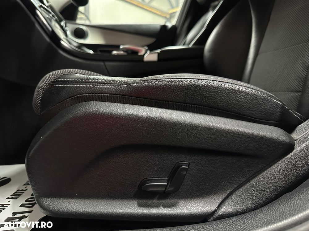 Mercedes-Benz C - 10