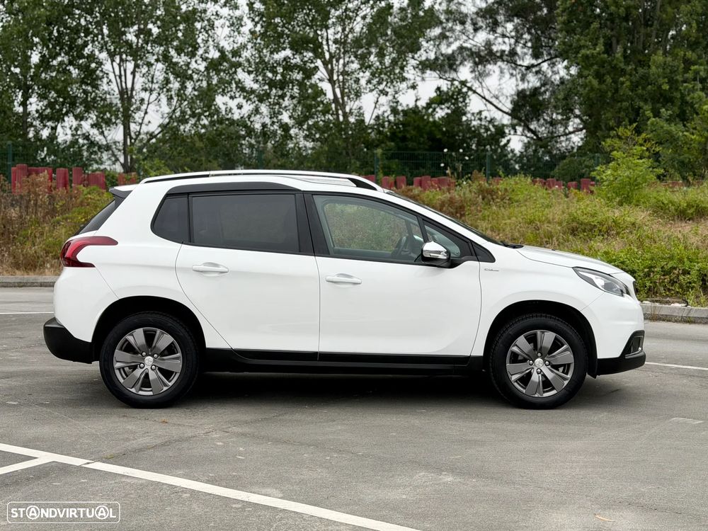 Peugeot 2008 - 6