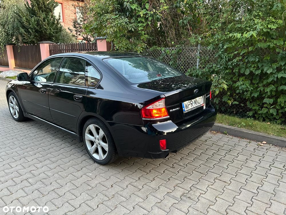 Subaru Legacy 2.0RA - 3