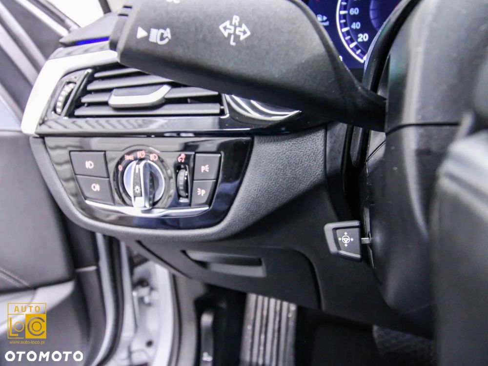 BMW Seria 5 520d xDrive Touring Luxury Line - 34