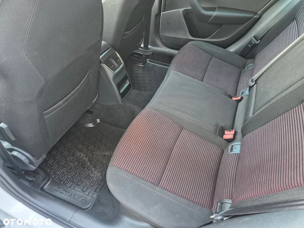 Skoda Octavia 1.6 TDI (Green tec) Ambition - 11