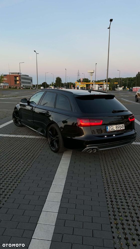 Audi A6 Avant - 1