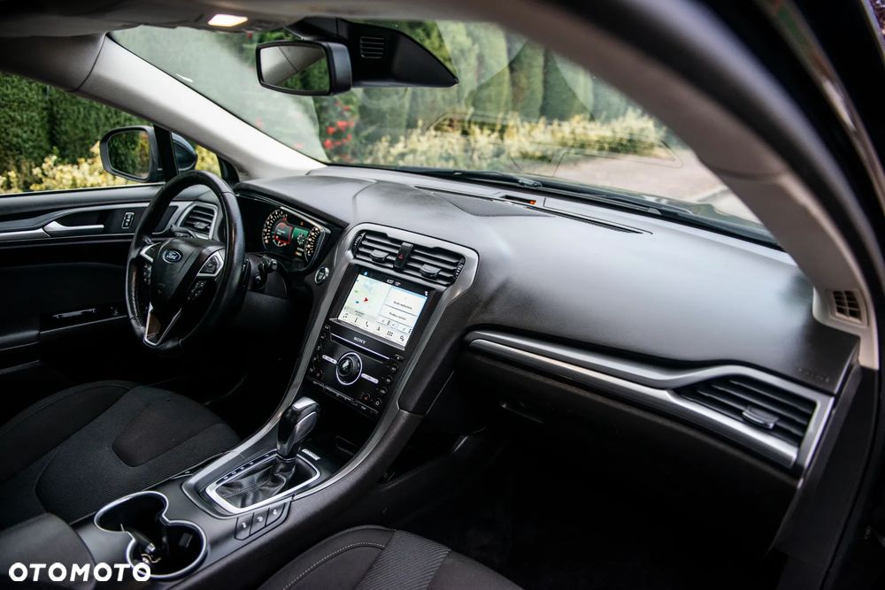 Ford Mondeo 2.0 TDCi PowerShift-Aut Allrad Titanium - 39