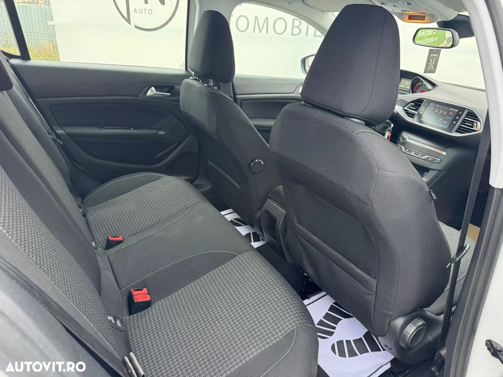 Peugeot 308 BlueHDi FAP 100 Stop & Start Active - 11