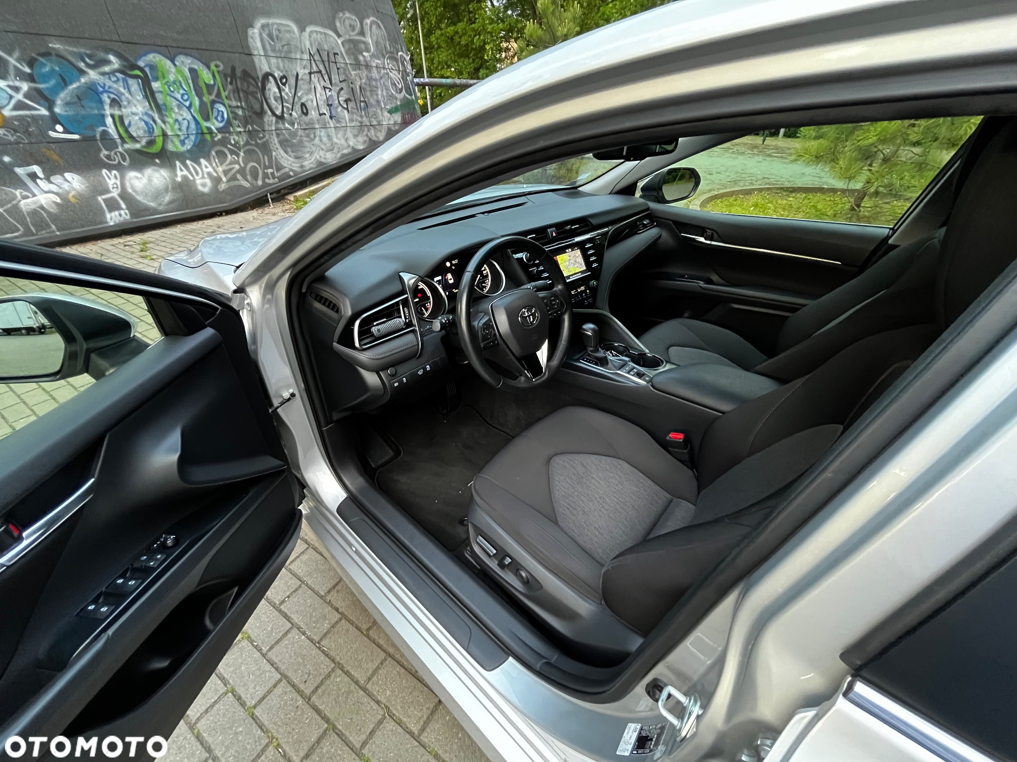 Toyota Camry 2.5 Hybrid Comfort CVT - 16