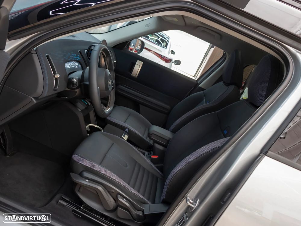 MINI Countryman E Classic M - 18