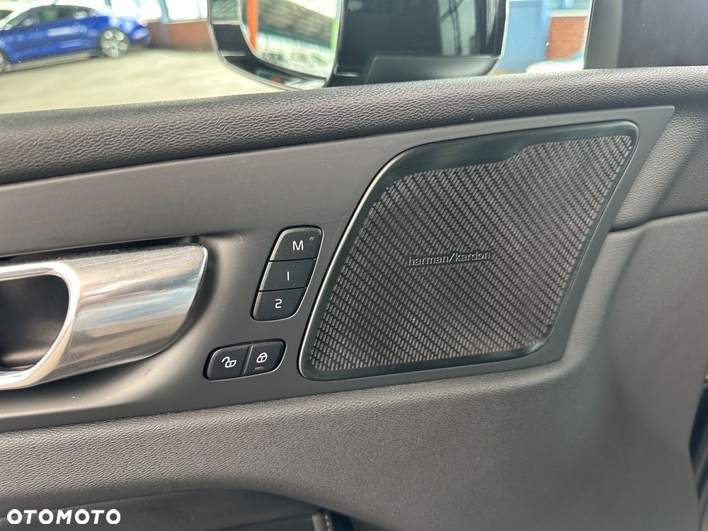 Volvo XC 60 - 34
