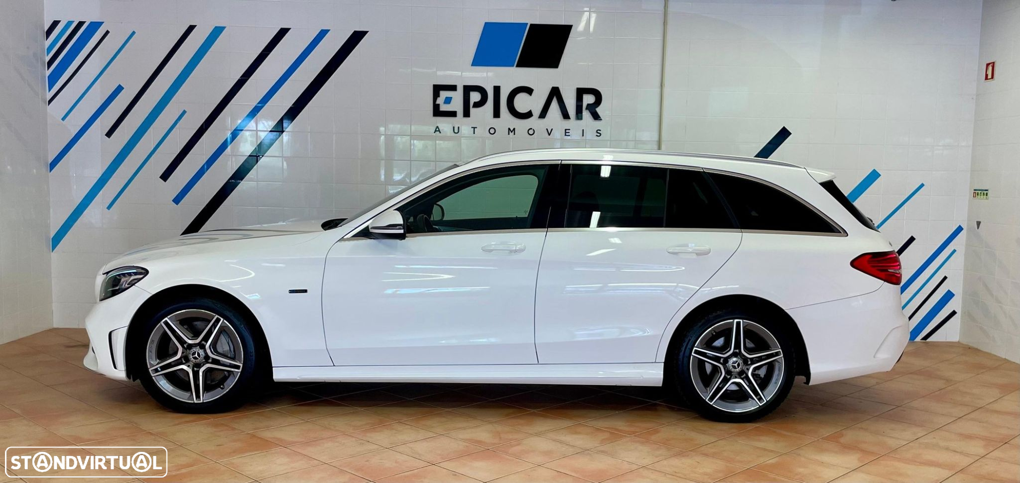 Mercedes-Benz C 300 de AMG Line - 12