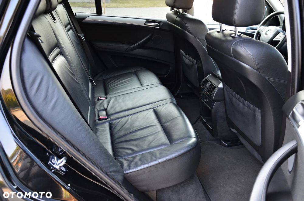 BMW X5 xDrive30d - 33