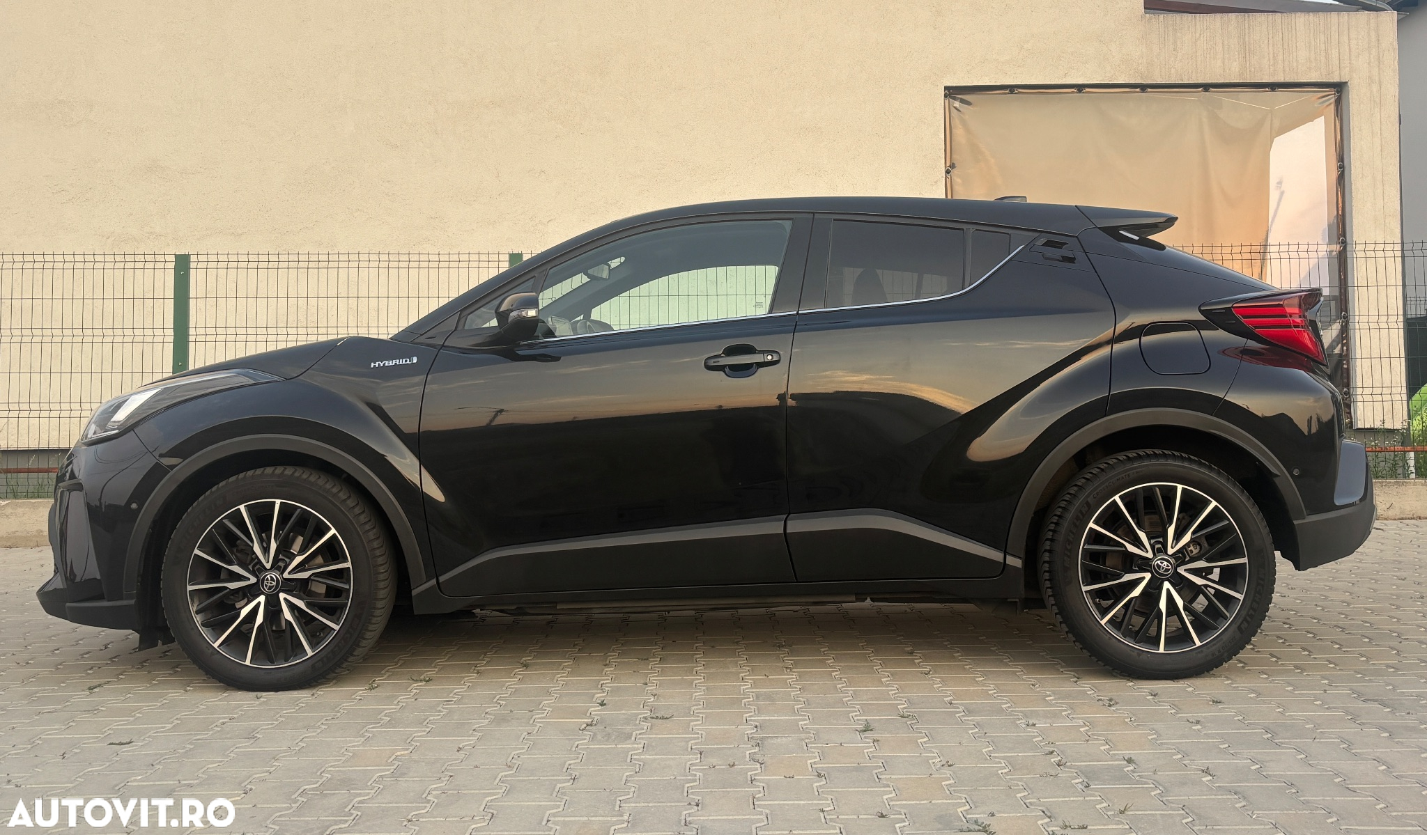 Toyota C-HR 2.0 Hybrid Lounge - 16