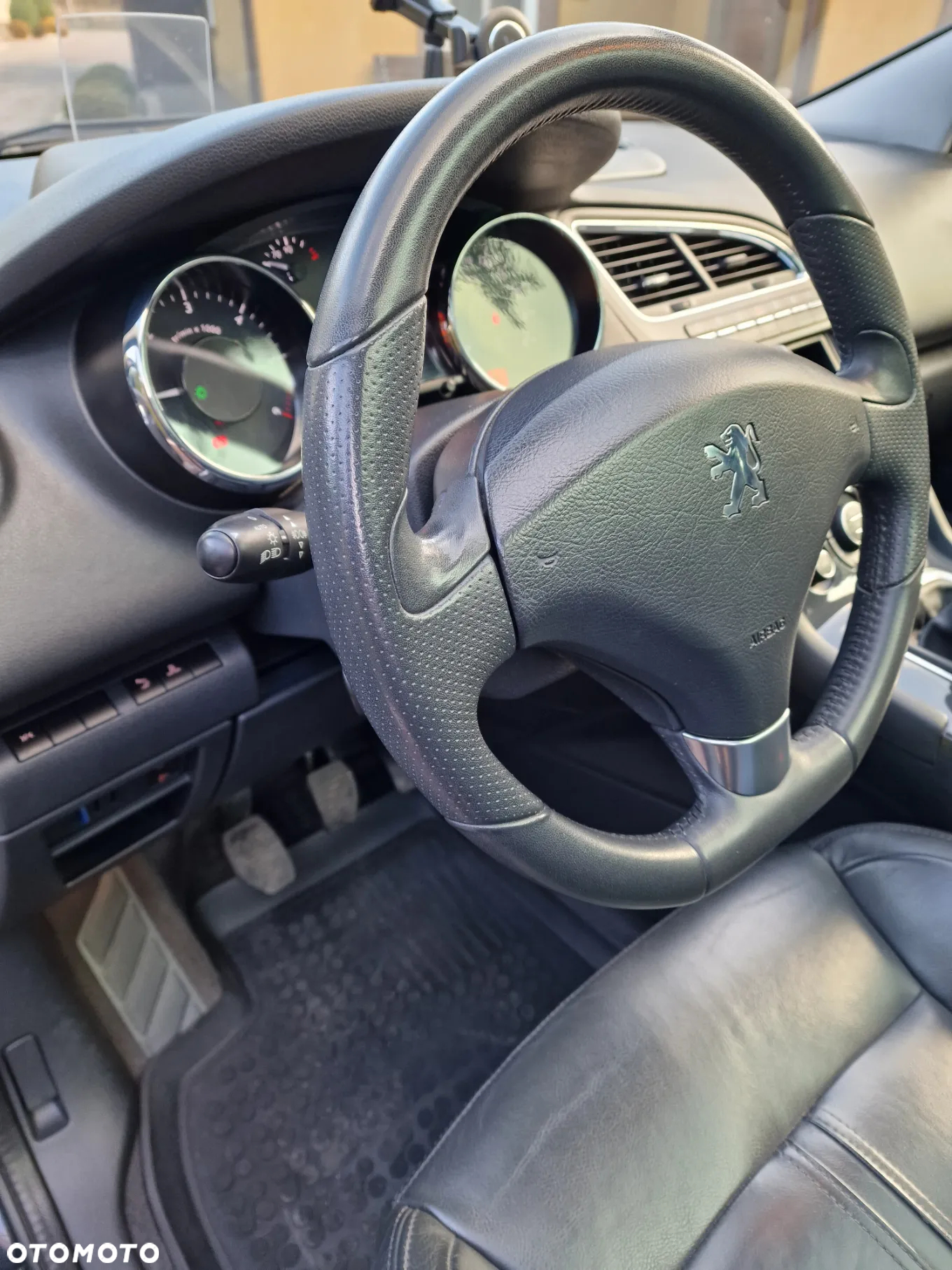 Peugeot 5008 2.0 HDi Allure 7os - 10