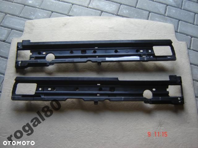 VW TOUAREG LISTWA MOCOWANIE BAGAZNIKA 7P0863600A - 1