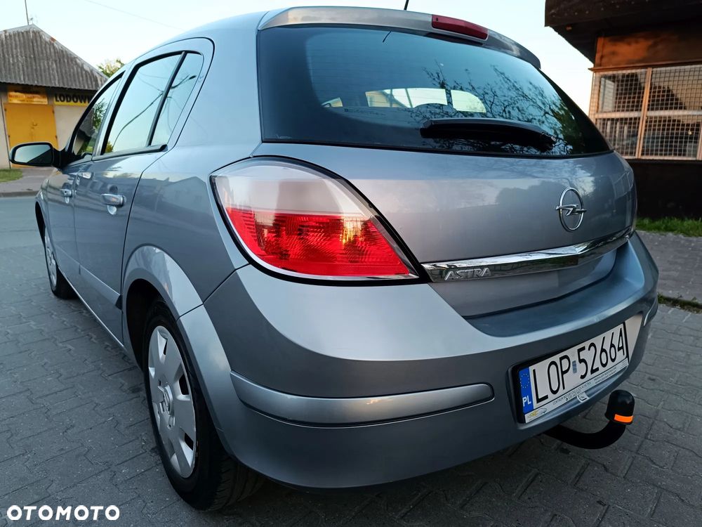 Opel Astra 1.8 Enjoy - 14