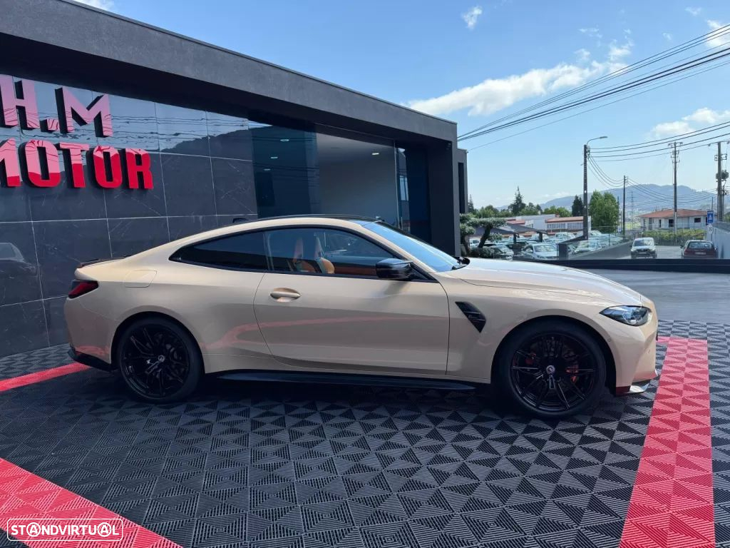 BMW M4 Competition Pack 50 anos M - 3