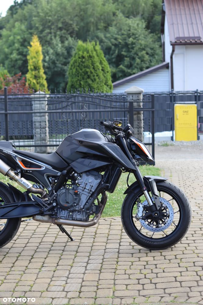 KTM Duke 790 - 2