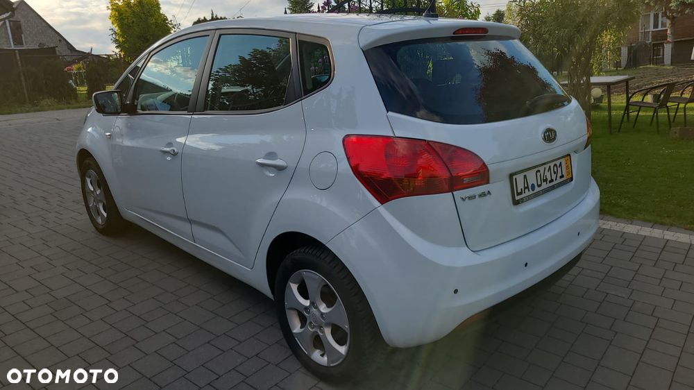 Kia Venga 1.6 M - 14
