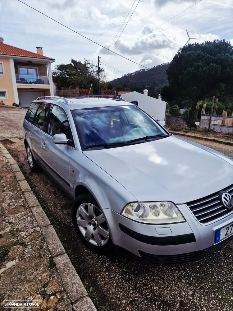 VW Passat 1.9 TDi Confortline Plus 6V - 2