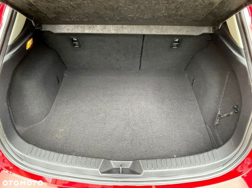 Mazda 3 - 24