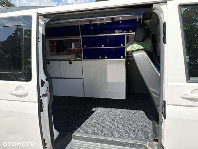 Volkswagen Transporter - 31