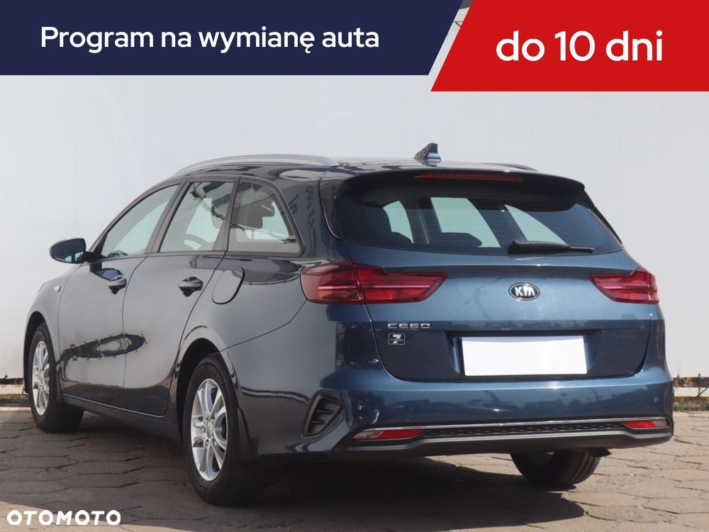 Kia Ceed - 6