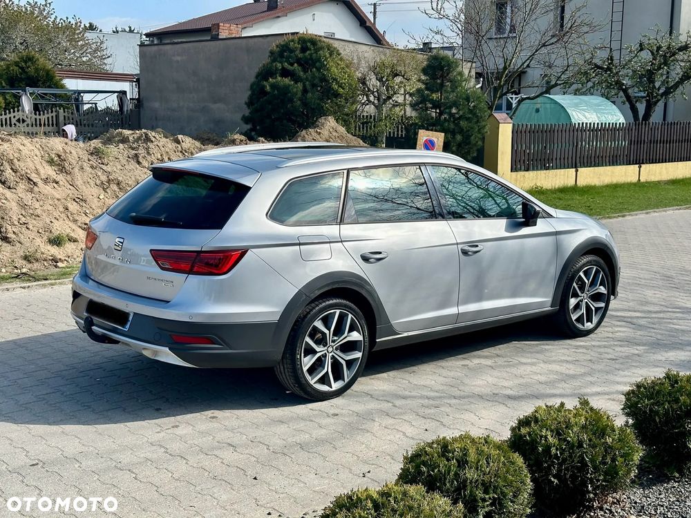 Seat Leon Sportstourer 2.0 TDI Start&Stop 4Drive DSG X-Perience - 6