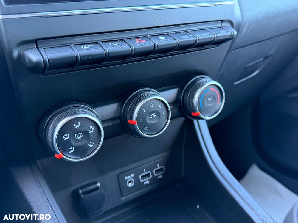 Renault Captur BLUE dCi 115 BUSINESS EDITION - 19